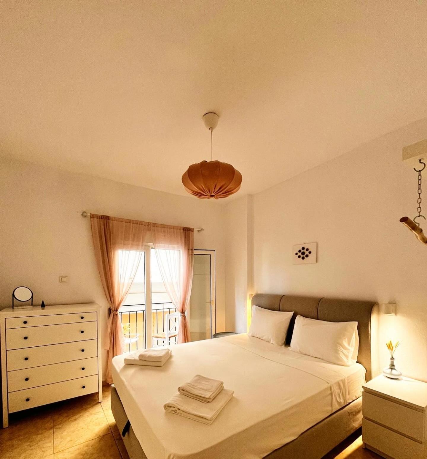 Lucy'S Guest House Skiatos Zewnętrze zdjęcie